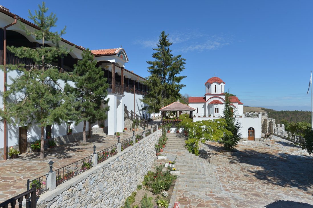 DSC 2940 001